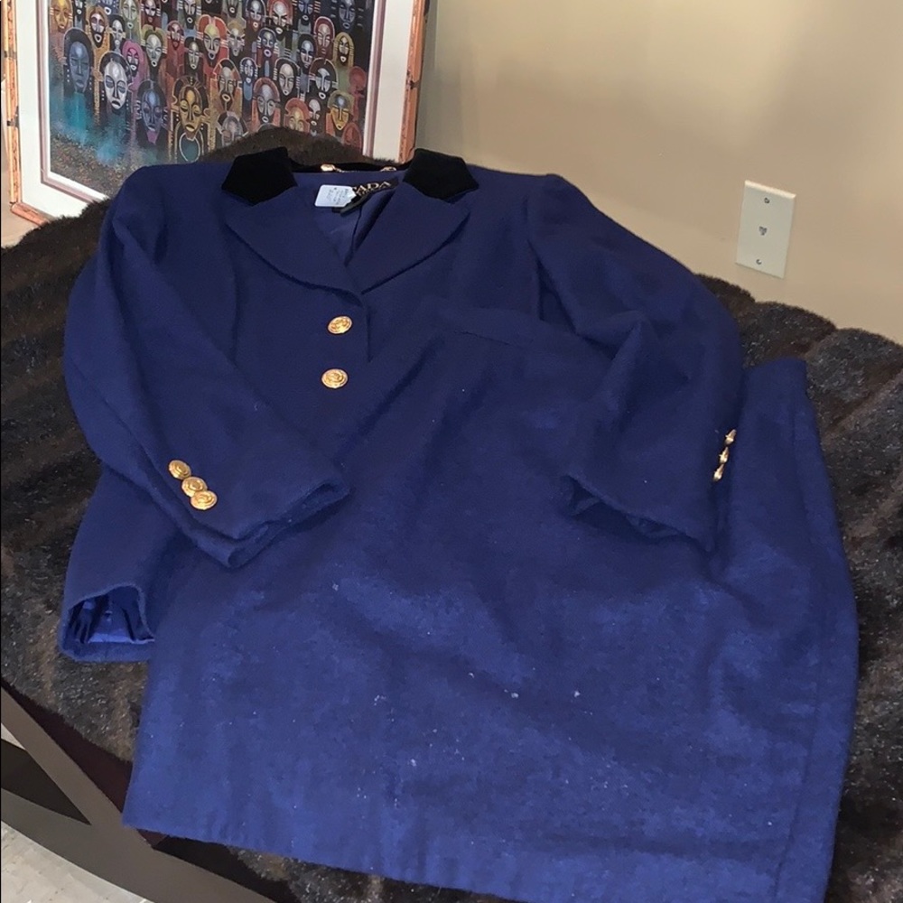 Escada 2pc suit